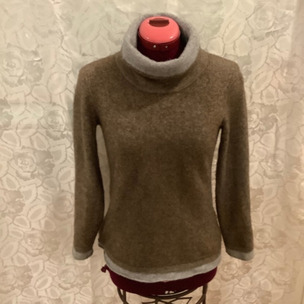 Wool & Cashmere blend pullover
